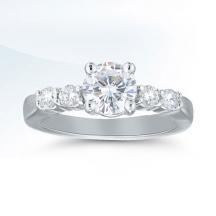 Engagement Ring ED02106 by Novell